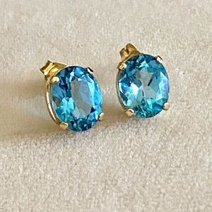 14K Yellow Gold Blue Topaz Stud Earrings